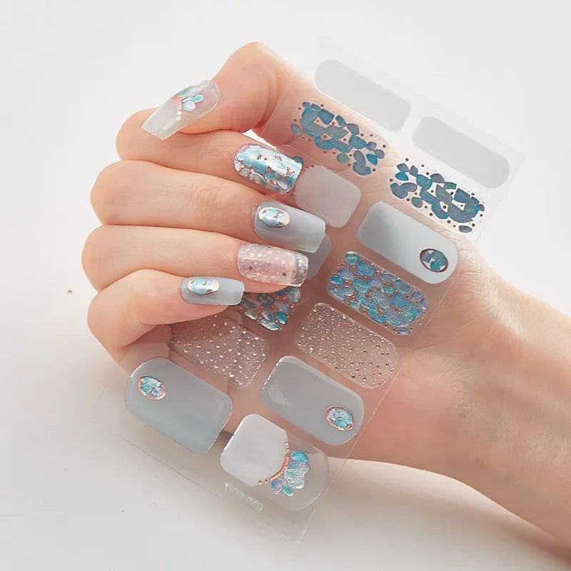Snowflake Shine Nail Wraps